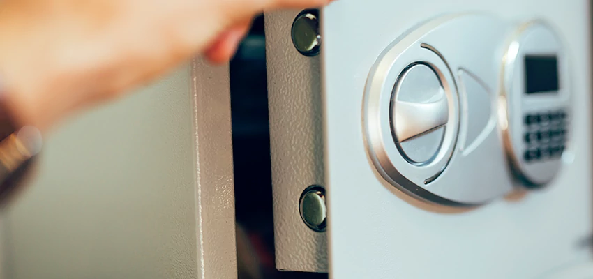 Fingerprint Safe Openers in Emeryville, CA